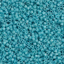 Miyuki Delica Perlen 11/0 - Opaque luster turquoise green DB-217